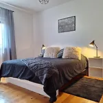 Romana's Cave Apartamento